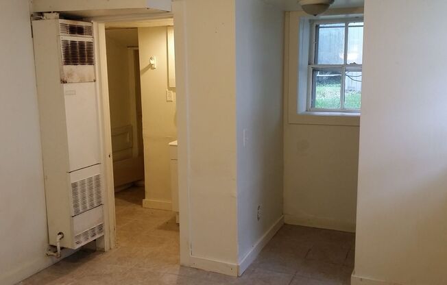 1587 S. Pearl St.