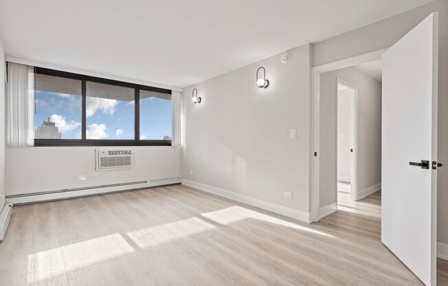 3 beds, 1.5 baths, 1,001 sqft, $3,300, Unit 10H