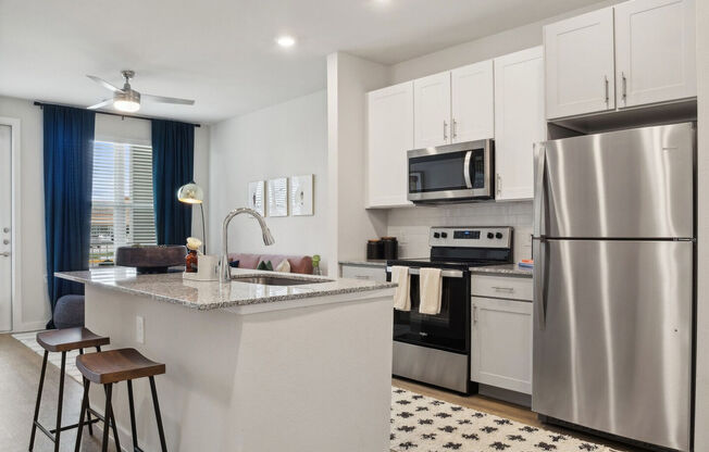 1 bed, 1 bath, 698 sqft, $1,505
