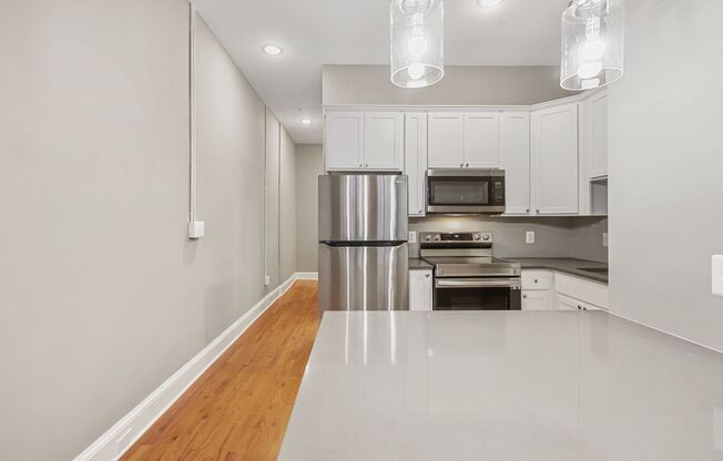 6 S Calvert Street