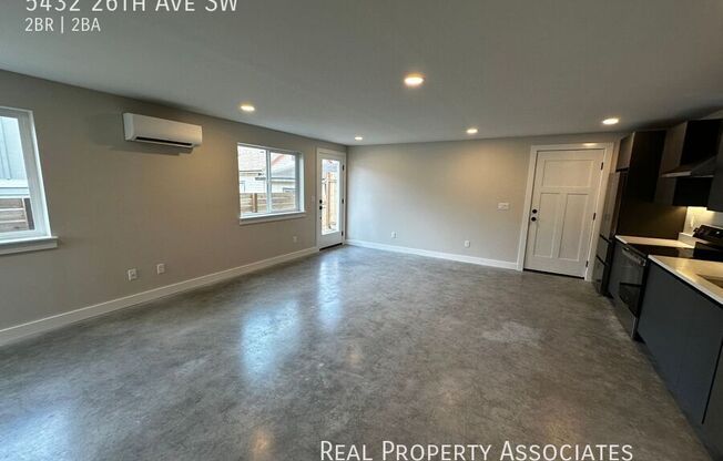 5432 26 AVE SW