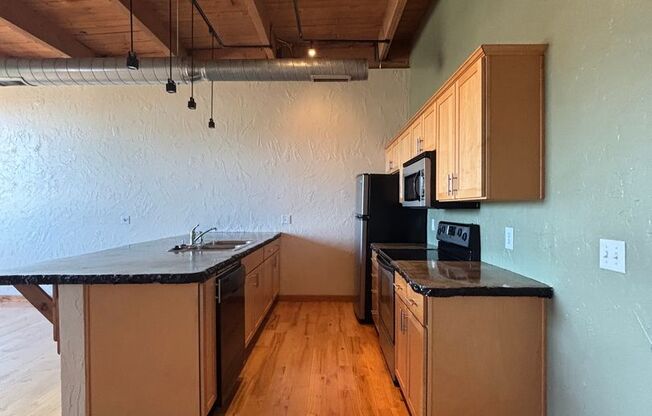 Apply Now to view this Studio loft in a great Location!