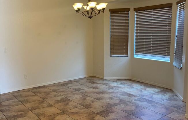 4BR/2.5BA/2CG, 2317 sq.ft. rental in Sierra Vista, AZ