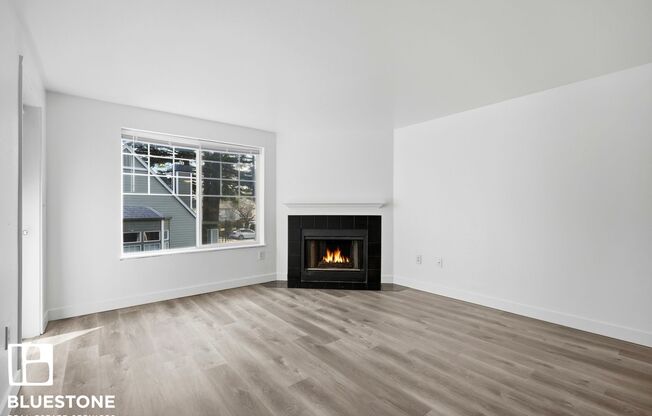 2 beds, 2 baths, 950 sqft, $1,700, Unit 105