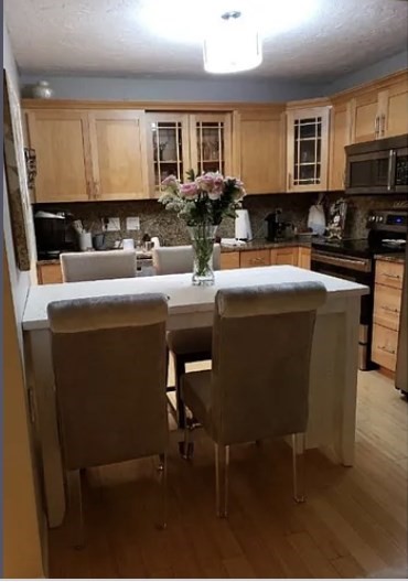 2 beds, 2 baths, 1,100 sqft, $2,700, Unit 1003