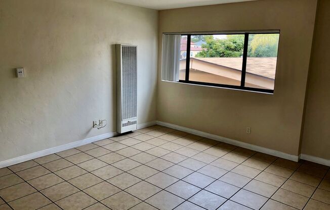 1 Bed/1 Bath Pacific Beach!