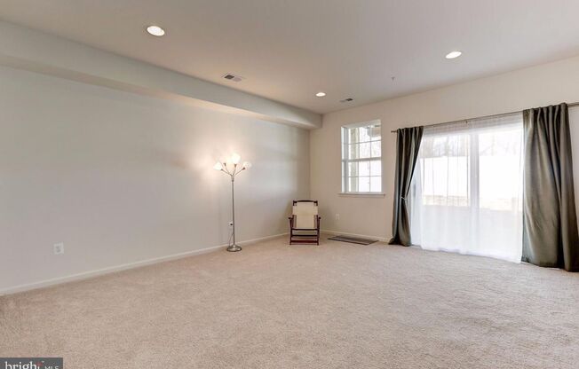 Gorgeous townhouse for rent