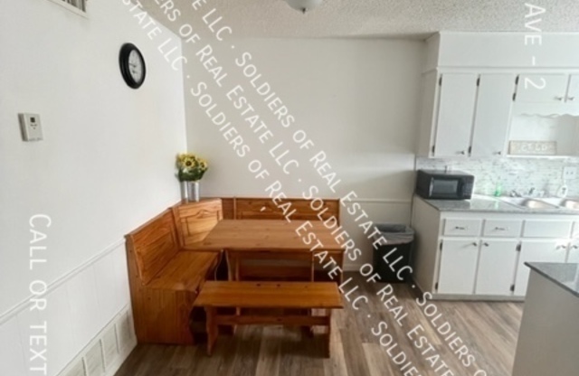 1017 PARMER AVE