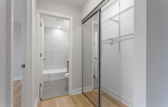 2 beds, 1 bath, 599 sqft, $2,350, Unit 401