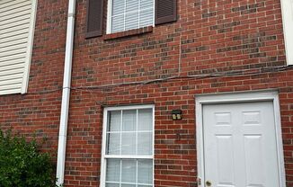2 Bed 1.5 Bath Close to Wilma Rudolph