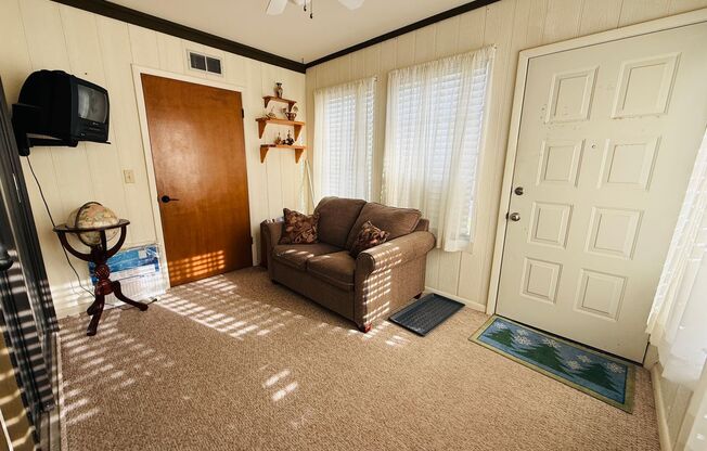Charming 2BR/2BA Villa for rent in the 55+ community of Orange Blossom Ranch in Zephyrhills, FL