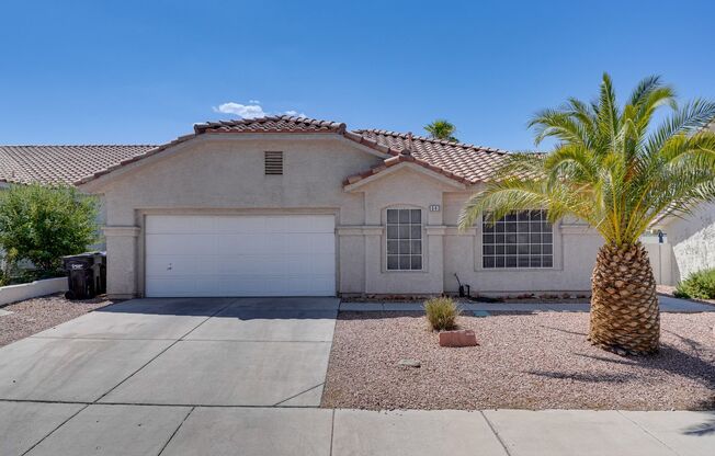 SINGLE STORY 3BD 3 BTH HOME IN HENDERSON!