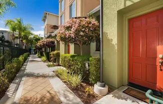 Designer Kearny Mesa 2br/2ba Townhome in Tribeca at Spectrum