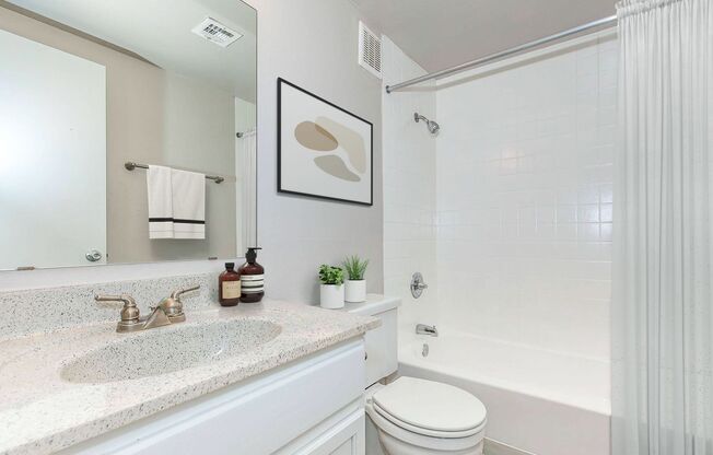 1 bed, 1 bath, 610 sqft, $1,050, Unit 1-208