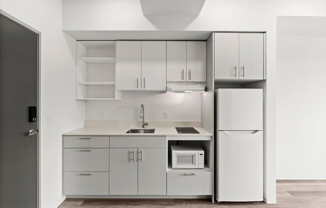 Studio, 1 bath, 295 sqft, $1,150