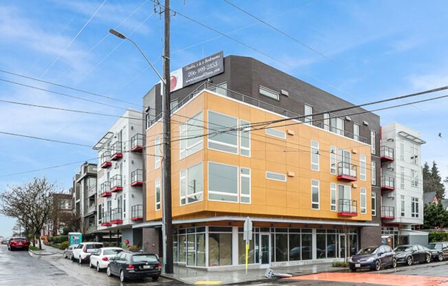 Studio, 1 bath, 391 sqft, $1,695, Unit 409