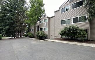 12032 100th Ave NE Apt L102