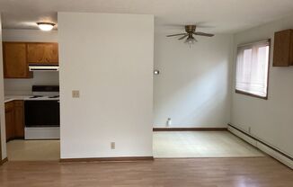 1 bed, 1 bath, 676 sqft, $775, Unit 4