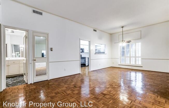5033 Cedar Springs Road #204