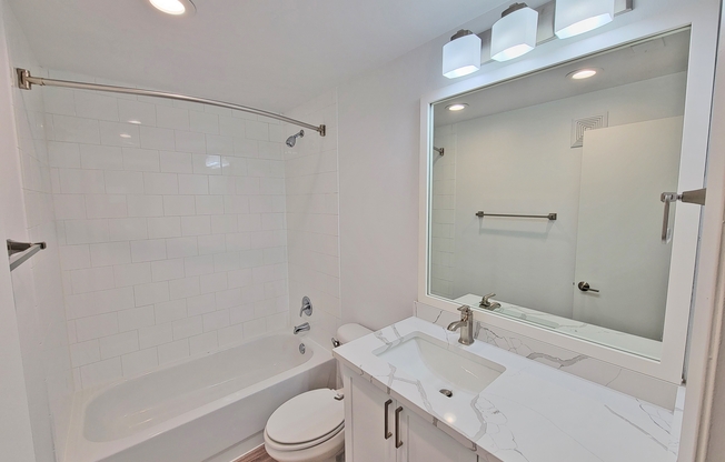 2 beds, 2.5 baths, 1,416 sqft, $3,550