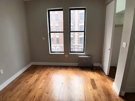 4240 BROADWAY
