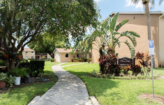 1 bed, 1 bath, 871 sqft, $1,325, Unit N6911A (1X1D)