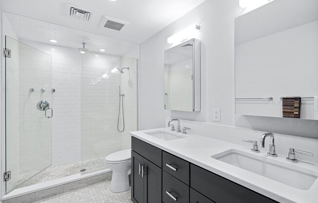 3 beds, 3 baths, 2,206 sqft, $6,800, Unit 2