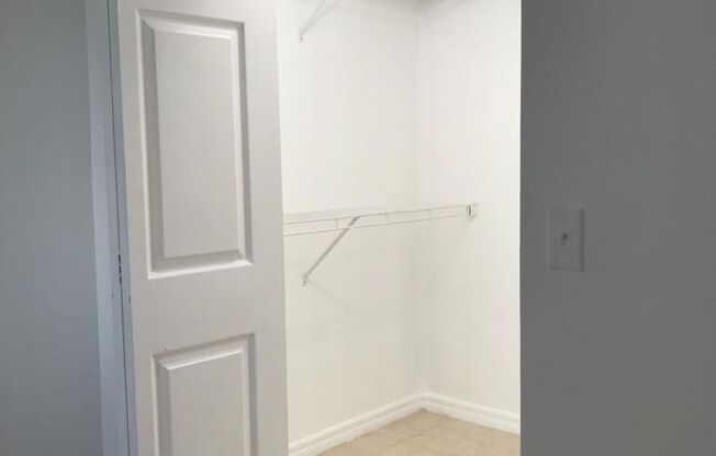 3 beds, 2 baths, 1,079 sqft, $2,700, Unit 13770-301