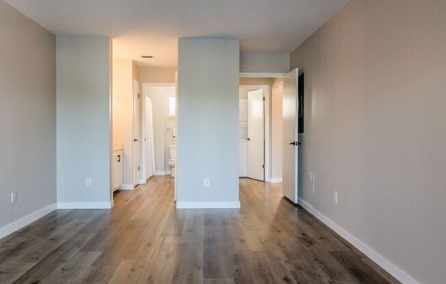 1 bed, 1 bath, $1,875, Unit UNIT 10