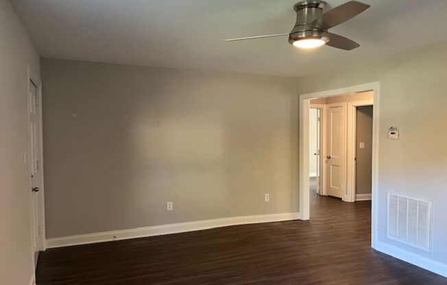 2 beds, 1 bath, $1,795