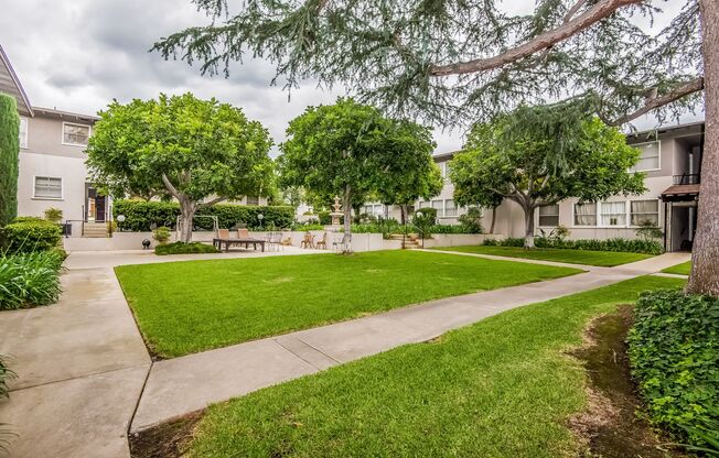 New with a View: Park Place is just right for You!