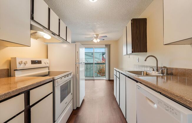 1 bed, 1 bath, 770 sqft, $1,325, Unit 58