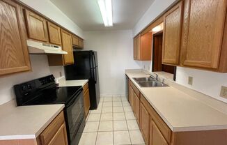 3 beds, 2 baths, $2,000