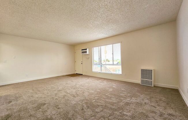Studio, 1 bath, 500 sqft, $1,395, Unit 67
