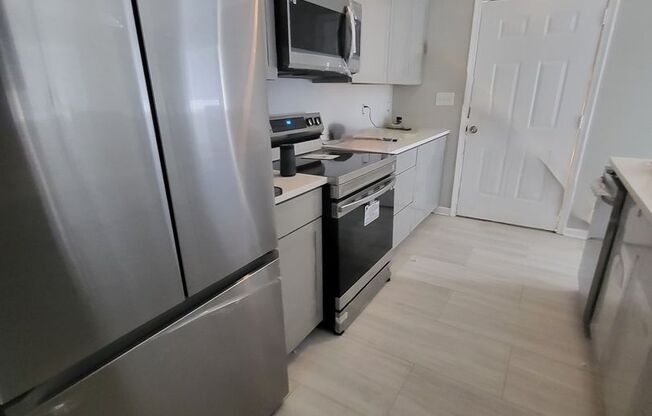 Beautifully Renovated 4BR/2BA Ranch-Style Home