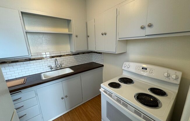 1 bed, 1 bath, $1,395, Unit Unit H