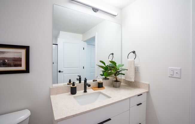 1 bed, 1 bath, 776 sqft, $1,695, Unit 21113 - 226