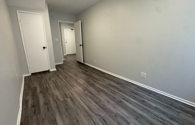 3 beds, 1 bath, 1,250 sqft, $2,398, Unit 309