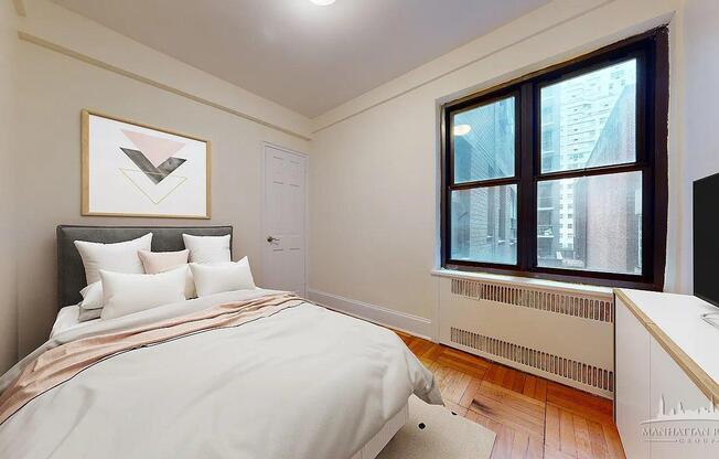 2 beds, 1 bath, $7,200, Unit 5C