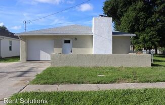 3818 W Iowa Ave