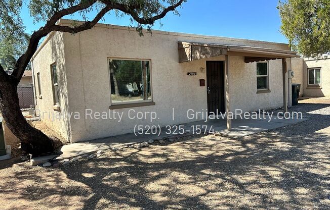 2 beds, 1 bath, 900 sqft, $1,195