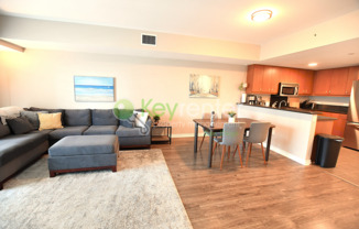 East Village | Downtown San Diego| Walking distance to Gaslamp Quarter