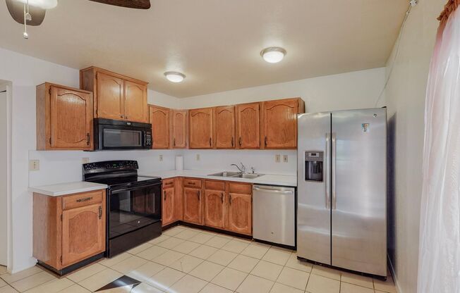 3 beds, 2 baths, $1,850