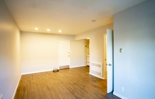 SW: Unique, Updated Studio w/Walk-Through Closet