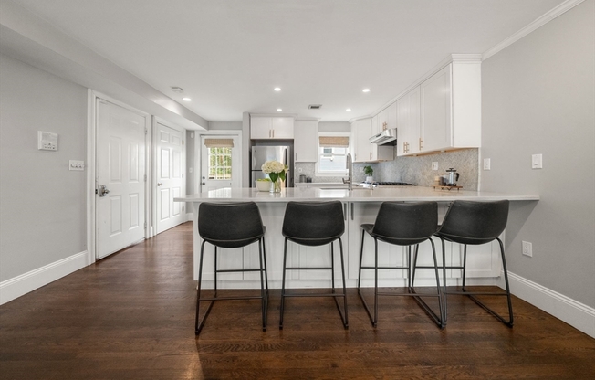 3 GLOVER CT