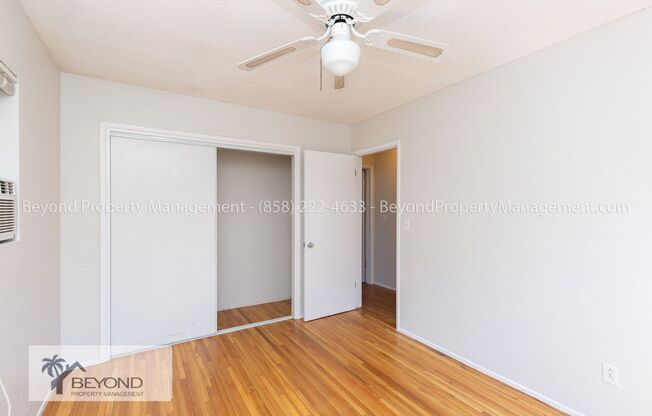 LUXURY IN LAKESIDE , STUNNING 4 BED 3 BATH HOME W/BONUSROOM, POOL & SOLAR , MOUNTAIN VIEWS, PET FRIENDLY !!!