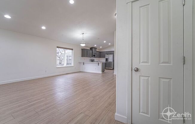 10402 NE 67 AVE