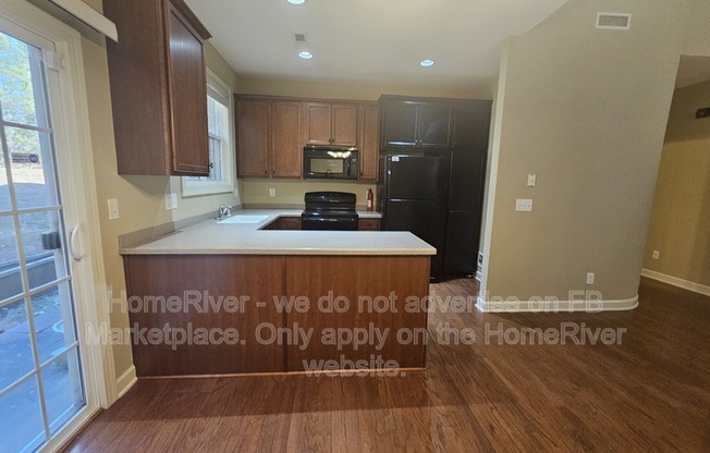 118 KINGSLEY WOODS DR