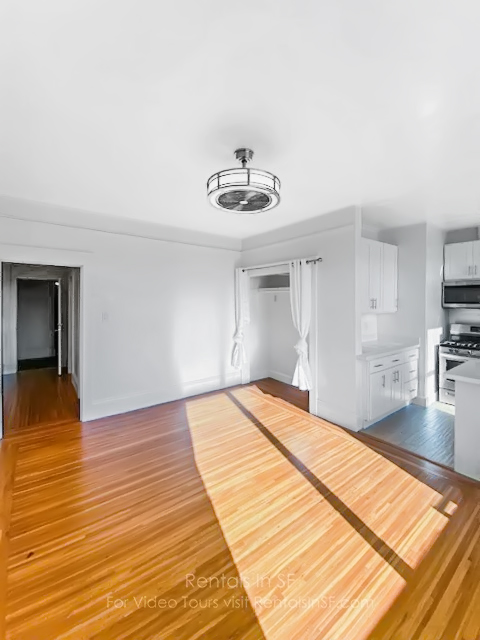 2245 LARKIN