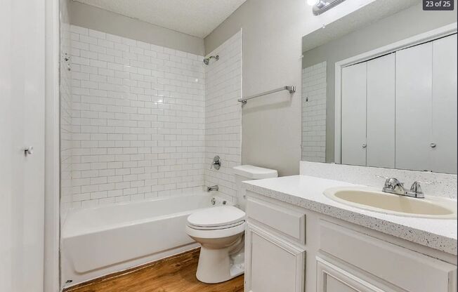 1 bed, 1 bath, 730 sqft, $1,600, Unit 1313